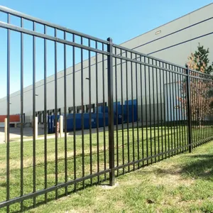 Metal Security Fence Welded Forged Picket Fence Border Decorative Wrought Iron Fence