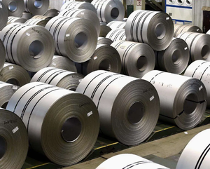 Bobine en acier inoxydable 304 BA polie pour tôles décoratives et coques d'appareils - Product Image 3