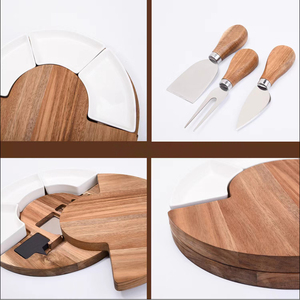 Vente en gros de mini planches à fromage rondes en bois d'acacia naturel à offrir plateau de viande et de charcuterie en bois de bambou et ensemble de couteaux - Product Image 4