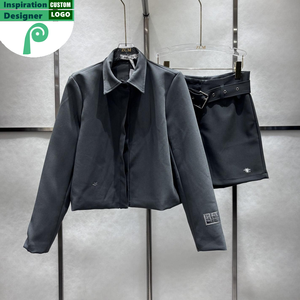 Conjuntos de Dos Piezas Casuales y Elegantes de Estilo Coreano Vintage, Ropa de Diseñador Famoso con Logotipo para Mujer, de Fabricantes Reconocidos para Compras al por Mayor - Product Image 4