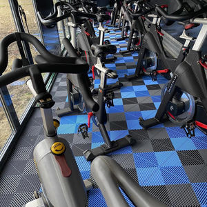 Logo personnalisé ne se décolore jamais carreaux de sol de <span class=keywords><strong>garage</strong></span> carreaux de sol de <span class=keywords><strong>garage</strong></span> en caoutchouc pvc - Product Image 6