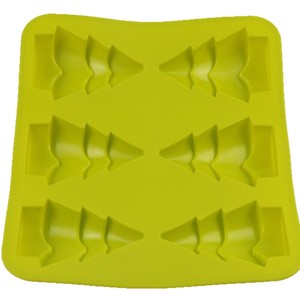 <b>Christmas</b> <b>Tree</b> Silicone Mold 8-Piece Green Easy Demold <b>Chocolate</b> Soap Mold - Product Image 4