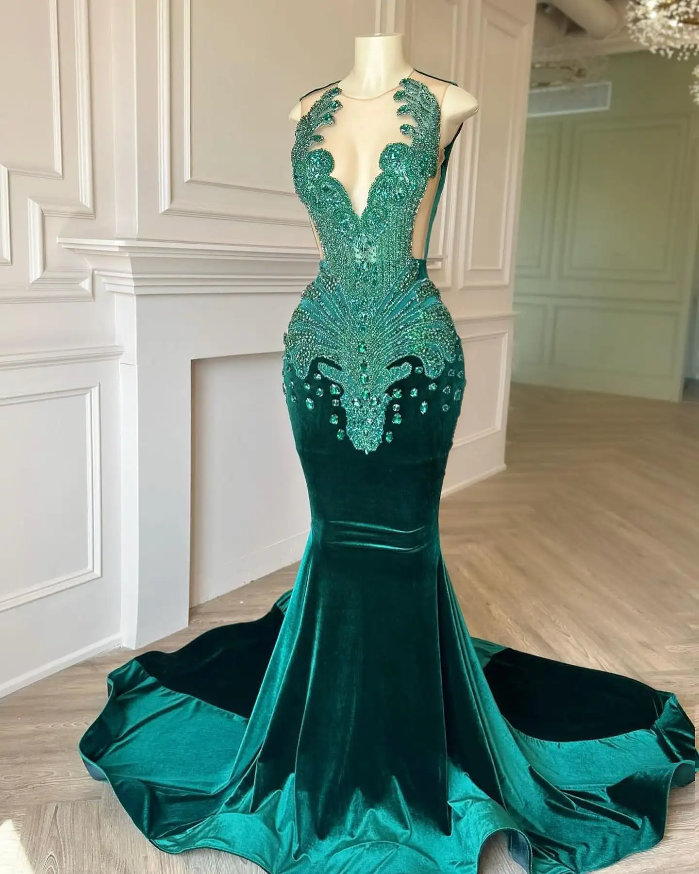 2024 nouvelles robes de soirée en cristal perlé de luxe vert émeraude bal habillé paillettes paillettes mère de robes de mariée robes élégantes