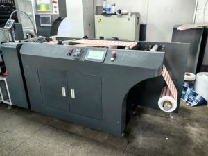 Máquina de impresión de carteles de exhibición comercial, máquina <span class=keywords><strong>offset</strong></span> personalizada a todo color, máquina de impresión de etiquetas de doble cara - Product Image 2