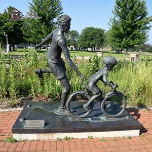Estatua de Bronce de Padre e Hijo a Tamaño Real, Fundición por Cera Perdida, Escultura Conmemorativa <span class=keywords><strong>Familiar</strong></span> para Jardín o Parque, Personalizada, Venta al Por Mayor, OEM - Product Image 1