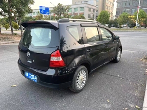 Nissan Livina 1.6 G del 2007, cambio automatico multifunzione, sedili Magic, ampio bagagliaio, perfetto per famiglie e piccole imprese. - Product Image 6