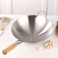 Wok professionnel en acier inoxydable sans revêtement, avec manche en bois, anti-rouille, anti-adhésif, pour cuisinière à gaz, restaurant, hôtel, cuisine