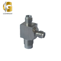 Adaptateur de connecteur de refroidissement liquide en acier inoxydable 316L usiné avec précision par tournage et fraisage CNC, avec polissage et passivation