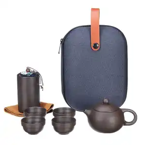 찻잔 세트 휴대용 찻주전자 차 세트 선물 중국 보라색 모래 차 주전자 + 4 컵 + 1 보관 가방 여행 음료 용기 주방 도구