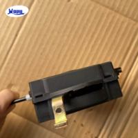 Poignée de porte intérieure gauche haute résistance HOWO A7 T7 A7LNKT7LNK1664340 Pièces intérieures de cabine de camion Loquet de déverrouillage de la serrure de porte