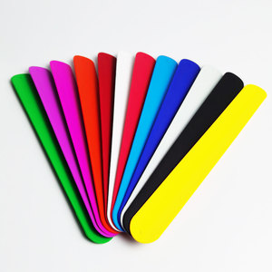 Gelang Silikon Karet Custom Logo Grosir, Gelang Snap Lebar, Gelang Silikon Kosong Daur Ulang - Product Image 2