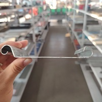Machine de formage de profilés de volets roulants hydrauliques automatiques, contrôlée par PLC, pour profilés de volets roulants en acier à roulement moteur