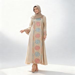 Abaya Elegante con Flecos de Tul Bordados a Mano de Primera Calidad, Estilo Nuevo y Personalizado para Mujeres Musulmanas, para Fiestas y Ocasiones Especiales - Product Image 1