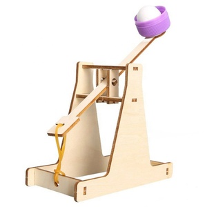 Petit modèle de machine à lancer des pierres en bois à monter soi-même pour enfants, jouet éducatif scientifique pour les devoirs et les cours de bricolage, pour les 7-12 ans, unisexe T-M72 - Product Image 1