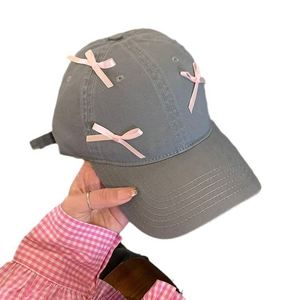 Casquette de baseball en coton personnalisée pour femme, brodée à la main, style urbain sportif, avec nœud, sangle réglable, idéale pour le quotidien, les sports et les fêtes - Product Image 4