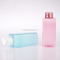 Emballage de lotion de soin de la peau de petite bouteille carrée rose givrée de 120ml 4oz contenant de liquide cosmétique avec bouchon en aluminium