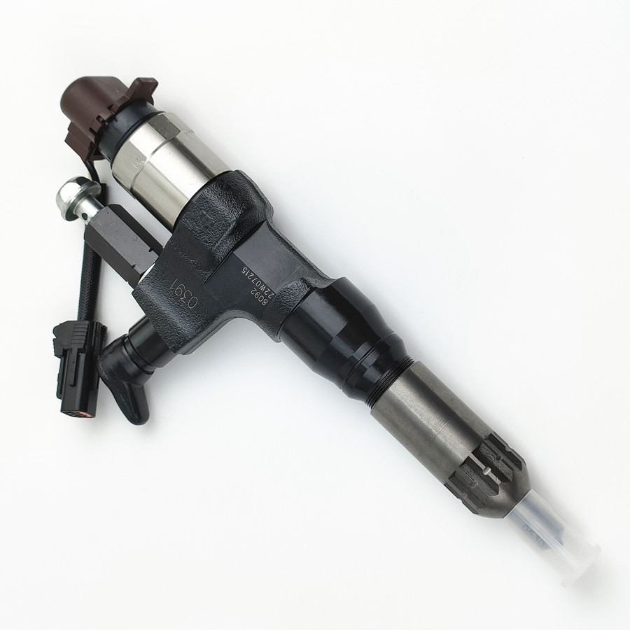 High Performance Diesel Injector 23670-E0392 Common Rail Injector 095000-8092 for TOYOTA HILUX 2KD