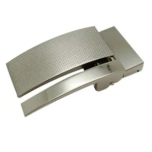 Fivela de cinto masculina estilo Europa 35mm liga de zinco com acabamento elegante de níquel com escova de desenho de placa para uma apelo aprimorado