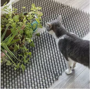 Tiras de pinchazos Estera de plástico para asustar a los gatos - Product Image 3