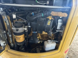 Mini-excavatrice d'occasion de 2 tonnes, importée du Japon, modèles Cat 302CR, 303.5, 304, 302CCR, 305.5, 306, 307.5, avec moteur EPA, à vendre. - Product Image 6