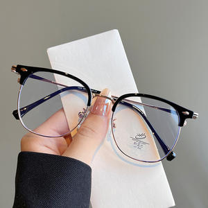 Nouvelle monture de lunettes demi-cerclée avec verres larges anti-lumière bleue, style coréen unisexe, rivets irréguliers à pois Q2 1006 - Product Image 4