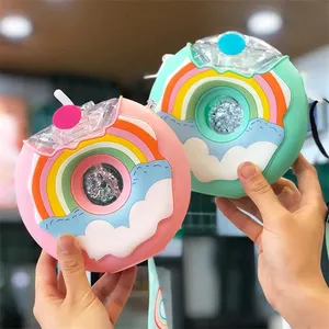 China wholesale Portable Plastic Round Donut School Water Cup Kids Cute Donut Garrafa De Água Com Punho De Palha Para Crianças