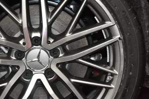 Mercedes-<span class=keywords><strong>AMG</strong></span> <span class=keywords><strong>C63</strong></span> <span class=keywords><strong>AMG</strong></span> d'Occasion 2021 à <span class=keywords><strong>Prix</strong></span> Réduit Prête pour l'Exportation Mondiale - Product Image 2