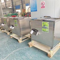 Gespecialiseerde gereedschappen voor het schillen van groene bananen: Opties voor het verwijderen van de schil en het ontvellen.