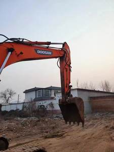 CE Usado Doosan DX260LC 26Ton Venta superior Usado Doosan 260 Segunda mano 26Ton Medium Doosan Excavadora hidráulica sobre orugas para la venta - Product Image 2