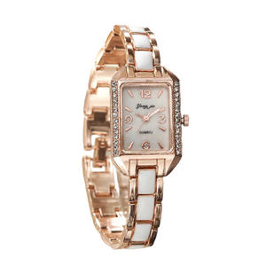<span class=keywords><strong>Relojes</strong></span> <span class=keywords><strong>de</strong></span> <span class=keywords><strong>marca</strong></span> <span class=keywords><strong>de</strong></span> lujo para mujer, reloj <span class=keywords><strong>de</strong></span> cuarzo cuadrado con cinta <span class=keywords><strong>de</strong></span> cerámica <span class=keywords><strong>de</strong></span> <span class=keywords><strong>imitación</strong></span> para mujer, pulsera <span class=keywords><strong>de</strong></span> regalo, moda versátil exquisita - Product Image 6