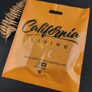 Personalizado troquelado plástico PE espesor con logotipo de impresión blanco portador regalo al por menor bolsas de compras de plástico - Product Image 3