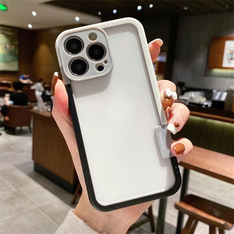 สีดำและมี