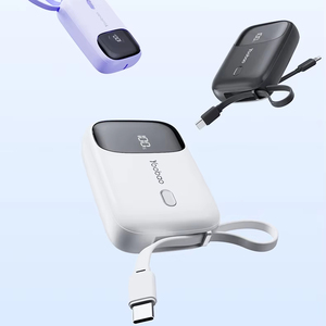 Yoobao 2025 New 3C 10000mAh được xây dựng trong Loại-C và iPhone Cáp Mini ngân hàng điện với hiển thị kỹ thuật số và dây buộc - Product Image 1