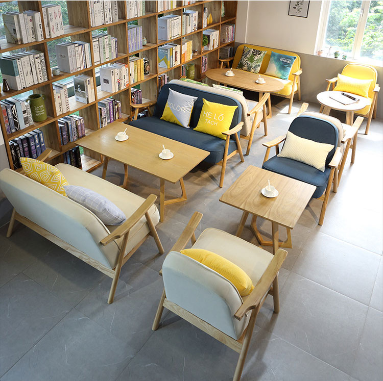 Простой кафе западный ресторан десерт магазин молока чайный магазин деревянный тканевый стол и стул комбинированный набор