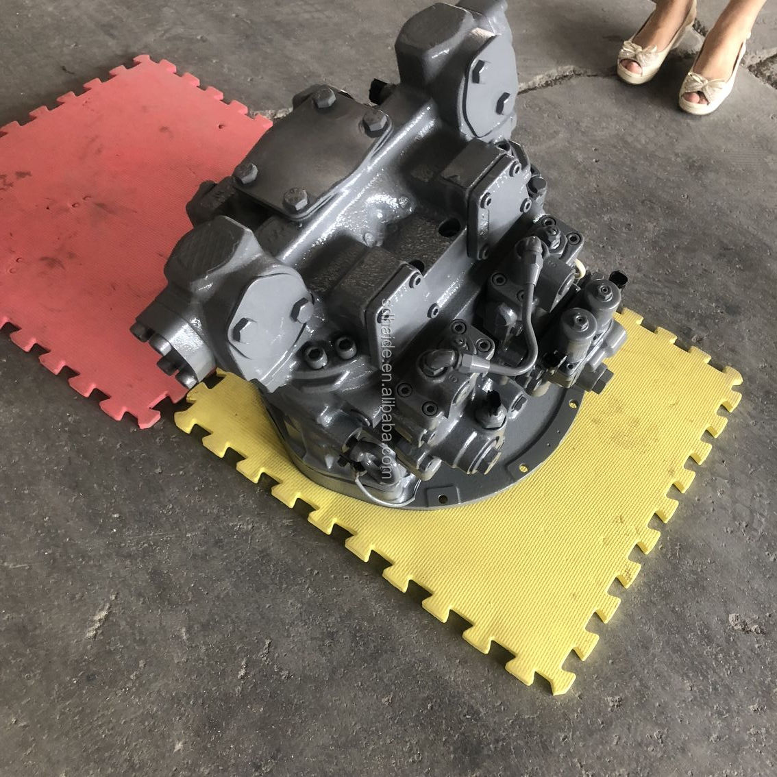台湾ツムツムボトル YB60000549 HPV118JW026C ZX280LC-5G ZX280-5G Hydraulic Pump