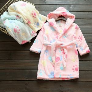 Mantel mandi flanel uniseks, pakaian tidur anak desain hewan lucu dengan tudung untuk musim dingin anak laki-laki dan perempuan