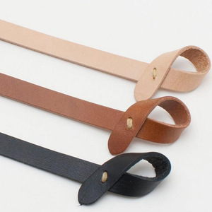 Marcapáginas de cuero con separadores de páginas, disponibles en lotes de una sola pieza. Carpas de lectura y artículos de papelería bellamente diseñados. - Product Image 3