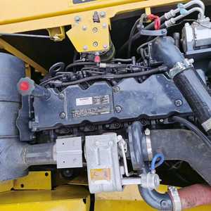 Excavadora de Orugas Mediana Komatsu PC240-8 con Motor Eficiente, Excavadora Mediana en Oferta, Usada, PC110, PC128, PC130, PC240, etc. - Product Image 4