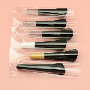 Marque privée Vegan Eco Voyage Portable Contour Angle Brosse Maquillage Petit Noir En Bois Clair Manche Unique Mini <span class=keywords><strong>Blush</strong></span> Brosse - Product Image 6