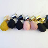 Gros Stock Zinc-Alliage Airbag Gland Coloré Vintage Buse Universelle pour Parfum Pulvérisation Pompe Portable Atomiseur Recharge Métal