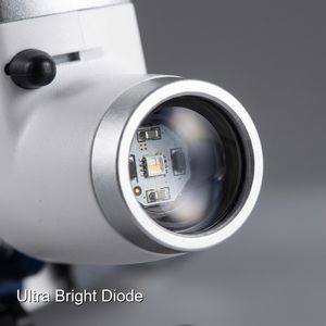 Les lentilles multicouches sur le phare médical dentaire Keling garantissent une luminosité optimale et une mise au point précise. - Product Image 6