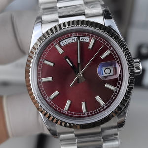 Reloj Unisex de Lujo con Esfera Roja Carmesí, Caja Plateada, Resistente al Agua, 36 mm - Product Image 1