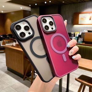 Coques de téléphone portable avec support magnétique invisible pour <span class=keywords><strong>iPhone</strong></span> 15 <span class=keywords><strong>Pro</strong></span> Max, produits 2024, <span class=keywords><strong>coque</strong></span> mate translucide - Product Image 3