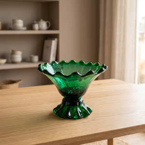 Moderna Taza de Cristal Ecológica Verde con Borde Festoneado para Postres, Vaso de Servir con Base para Dulces, Frutas y Ensaladas en Fiestas - Product Image 3