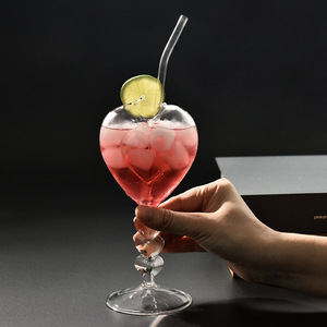 Cóctel en forma de corazón estilo Ins de nueva moda y copa de vino tinto con tallo largo <span class=keywords><strong>para</strong></span> hogares y fiestas - Product Image 4