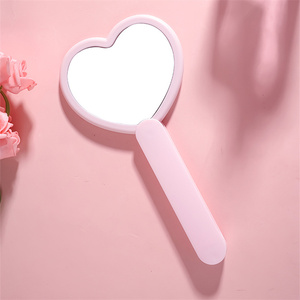 Specchio rotante all'ingrosso cuore rosa mano nella mano per portare <span class=keywords><strong>in</strong></span> giro carino piccolo specchio per le ragazze specchio per il trucco - Product Image 4