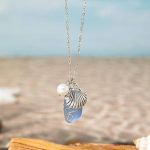 Collana a strati con vetro marino da spiaggia per donna, con ciondoli a stella marina e 'Beach Girl', gioielli costieri boho per le vacanze - Product Image 4