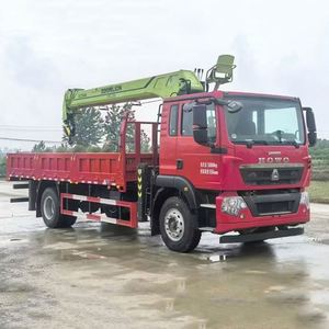 Grúa de Camión Sinotruk de 8 Toneladas, 4x2, 240 HP, Brazo de 5 Secciones, Caja de Carga de 5 Metros, Grúa Especial para Construcción de Carreteras y Puentes - Product Image 3
