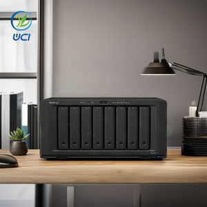 Serveur de stockage en réseau NAS Synology DiskStation DS1821+ à 8 baies, disques non inclus, processeur V1500b Quad-core 2,2 GHz, 4 Go de RAM DDR4 - Product Image 1