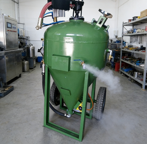 Machine de sablage à sec économique pour le polissage des métaux en promotion - Product Image 1